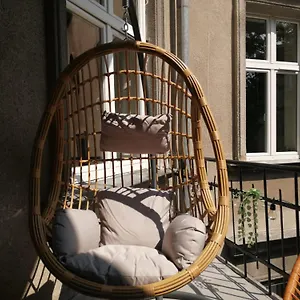 Classic Pilsudskiego Street Apartment